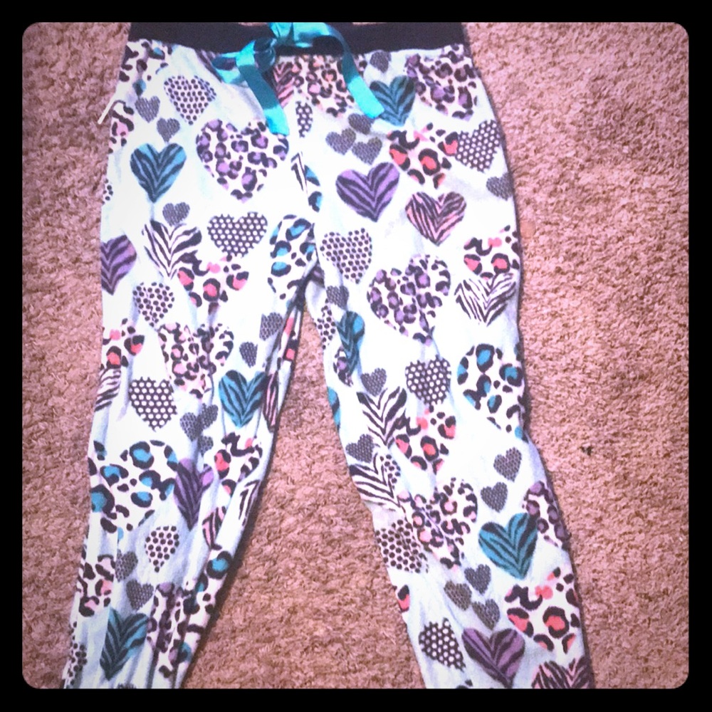 Cute heart decorated pajama pants.